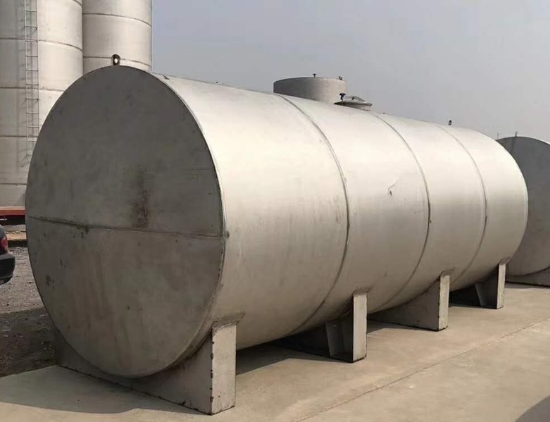 1761554609780744.jpg 不銹鋼儲罐 (.jpg